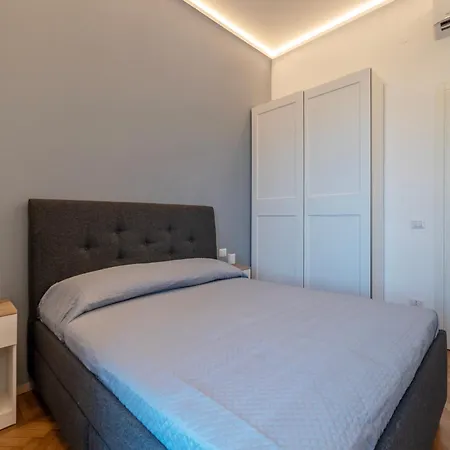 Apartment Vittoria Quarter Modern Rome